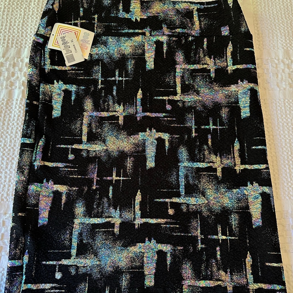 lularoe NWT Cassie skirt: shimmery!